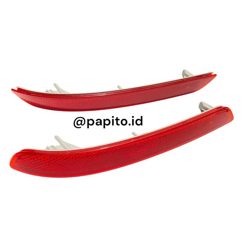 lampu reflektor bemper belakang toyota innova reborn 2016-2022 original
