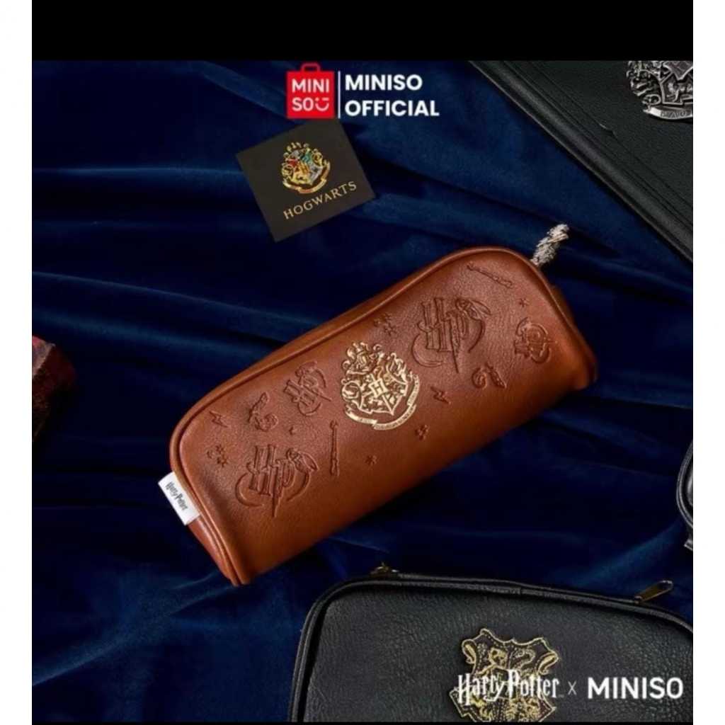 

Miniso x Harry Potter Tempat Pensil Silver Embroidery Stationery Case Pencil Case School Supplies Black Brown - Brown