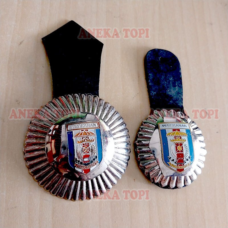 Lencana Tanda Jabatan Logo Way Kanan Jengkolan Daerah Way Kanan - Aneka Topi
