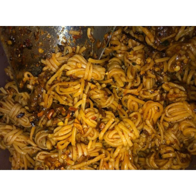 

Mie gulung pedas/aneka camilan pedas