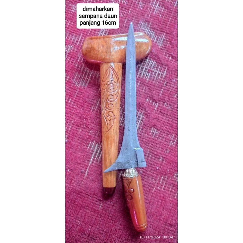 keris sempana daun