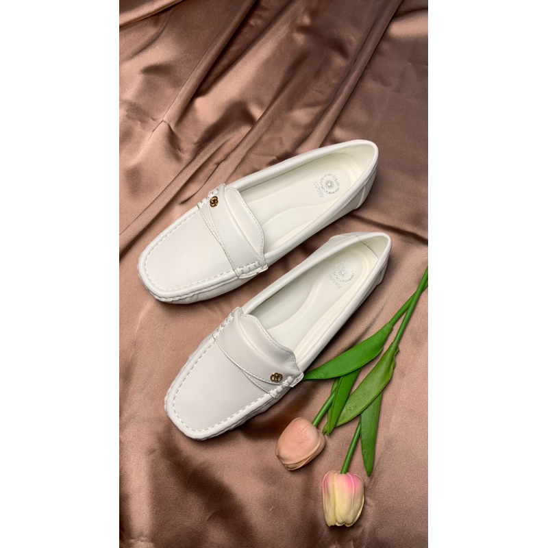 kyrana(sepatu pansus wanita import)