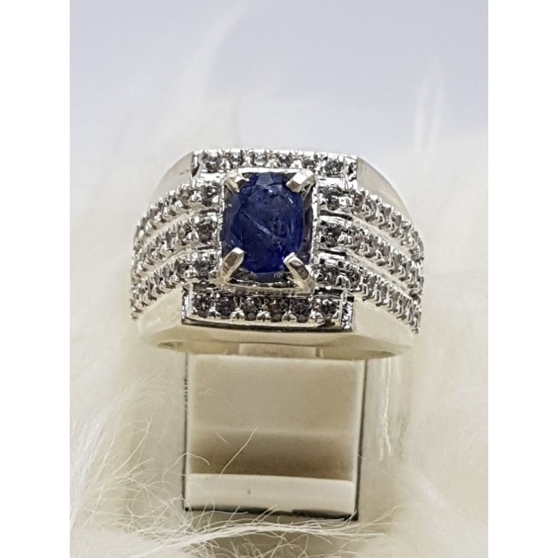 natural blue safir ( Srilanka )