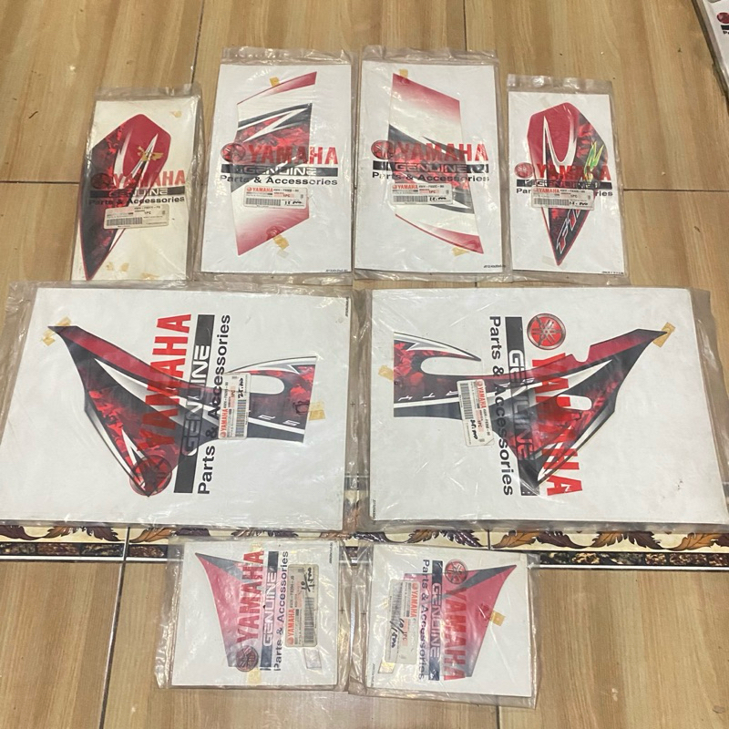 Striping Stiker Sayap Luar dalam Yamaha fizr fiz R 2005 Merah putih original YGP