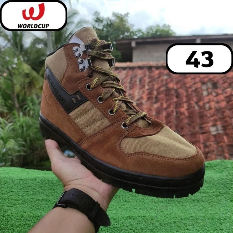 sepatu gunung Worldcup Montblanc Boot 43