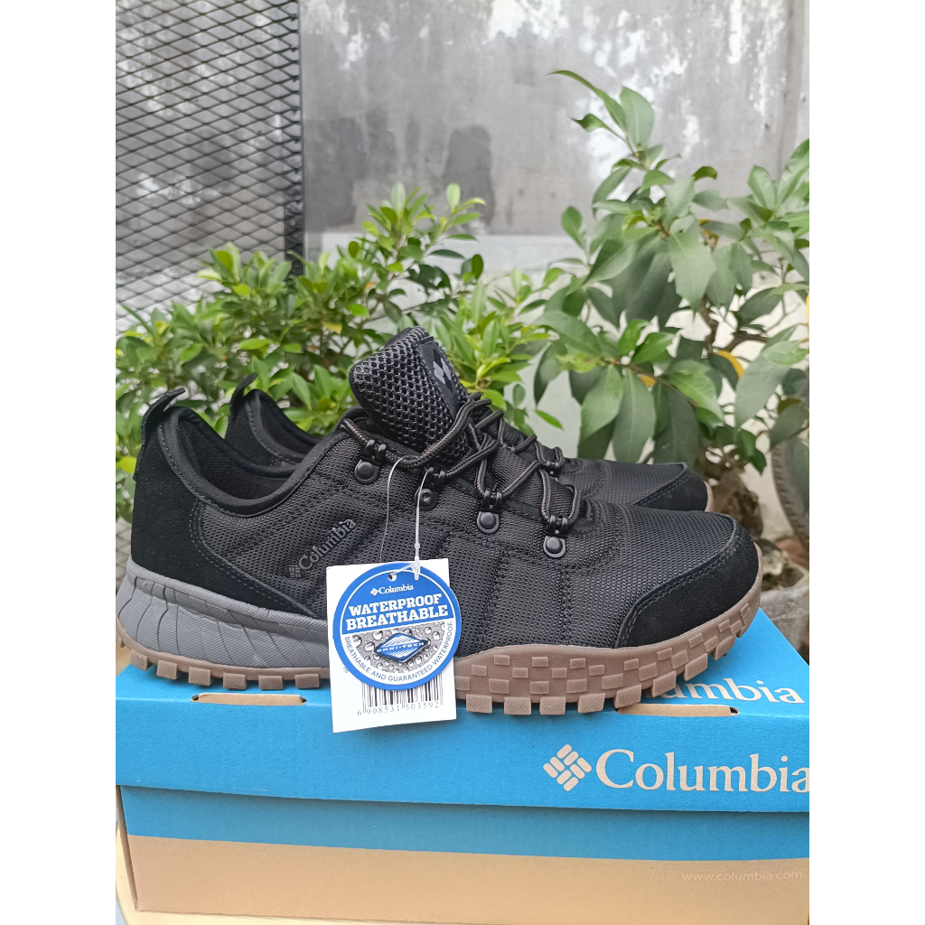 COLUMBIA TREKKING SHOES / Sepatu Pendek Gunung Hiking Columbia