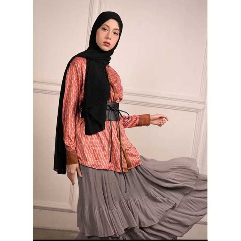 preloved top vivi zubedi monogram vzxdsaaks uk all size