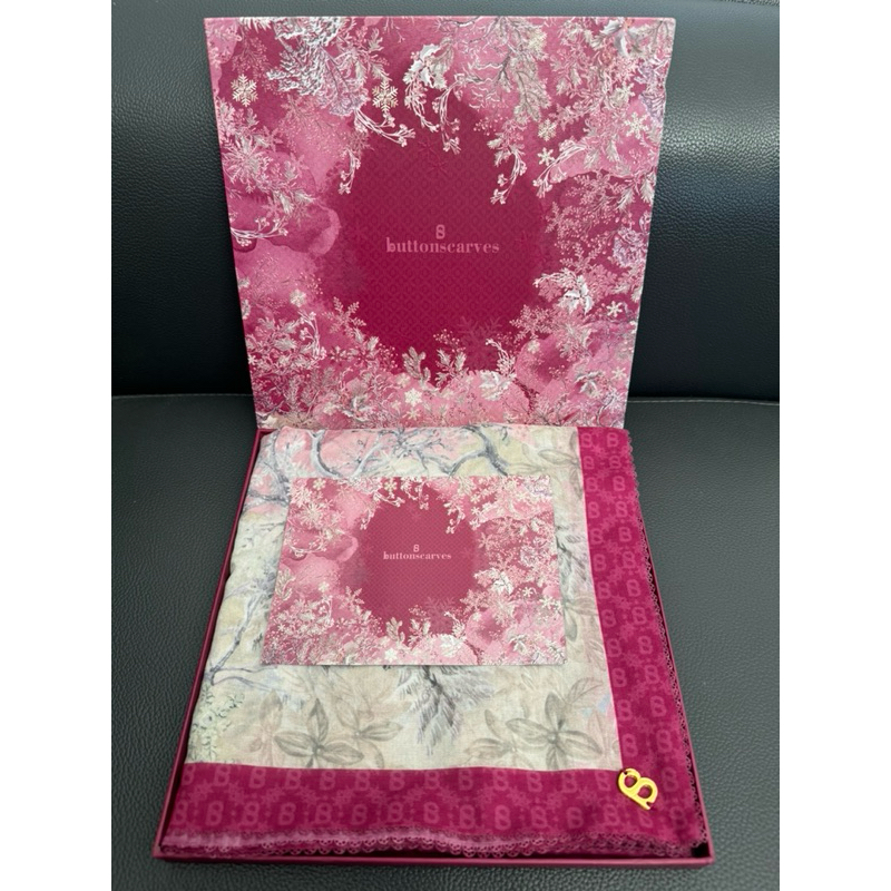 PRELOVED / SECOND BUTTONSCARVES HOLIDAY SERIES - PLUM