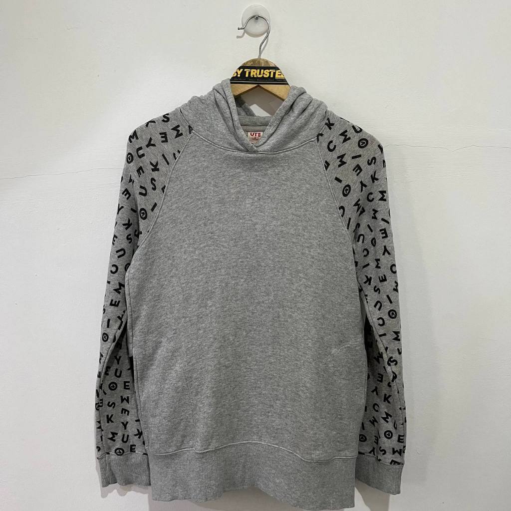 Hoodie UNIQLO UT - Disney Mickey Mouse - [size M]