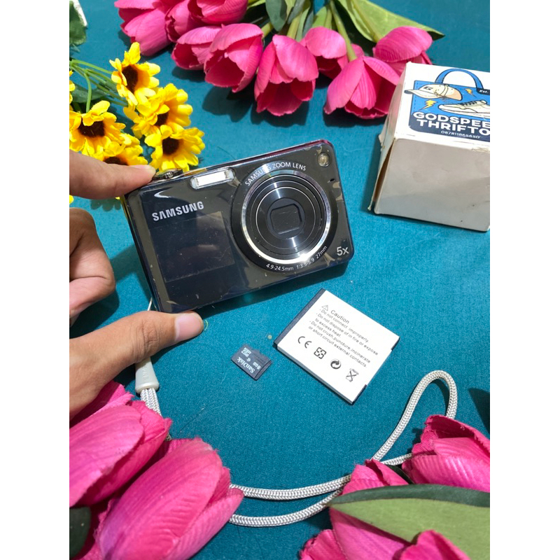 Camera Digital Samsung PL150 Dual Screen Black series 12.4 MegaPixels 5x Optical Zoom