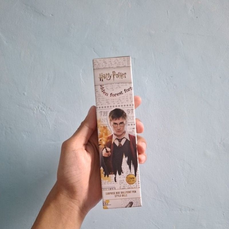 

SURPRISE BOX BALLPOINT PEN STYLO BILLE HARRY POTTER X MINISO