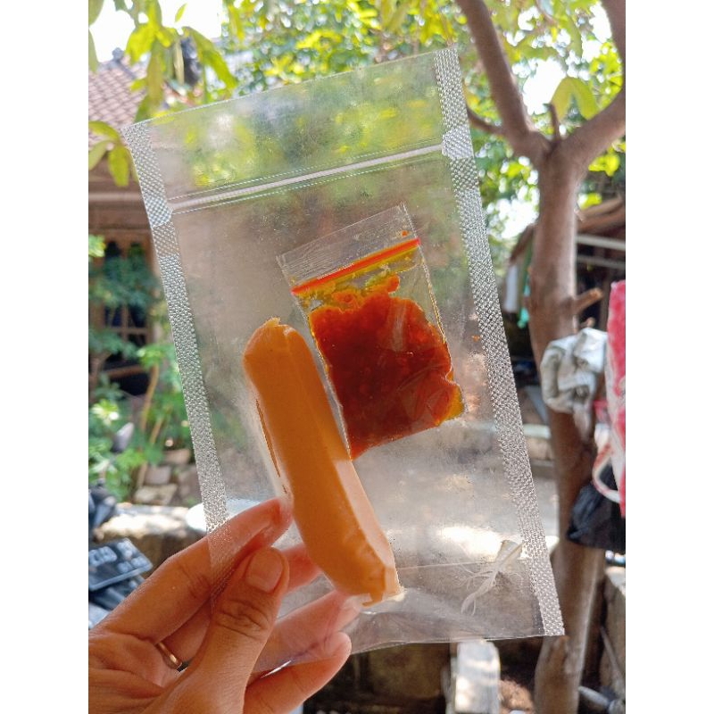 Frozen sosis besar ayam dan sapi bumbu pedas