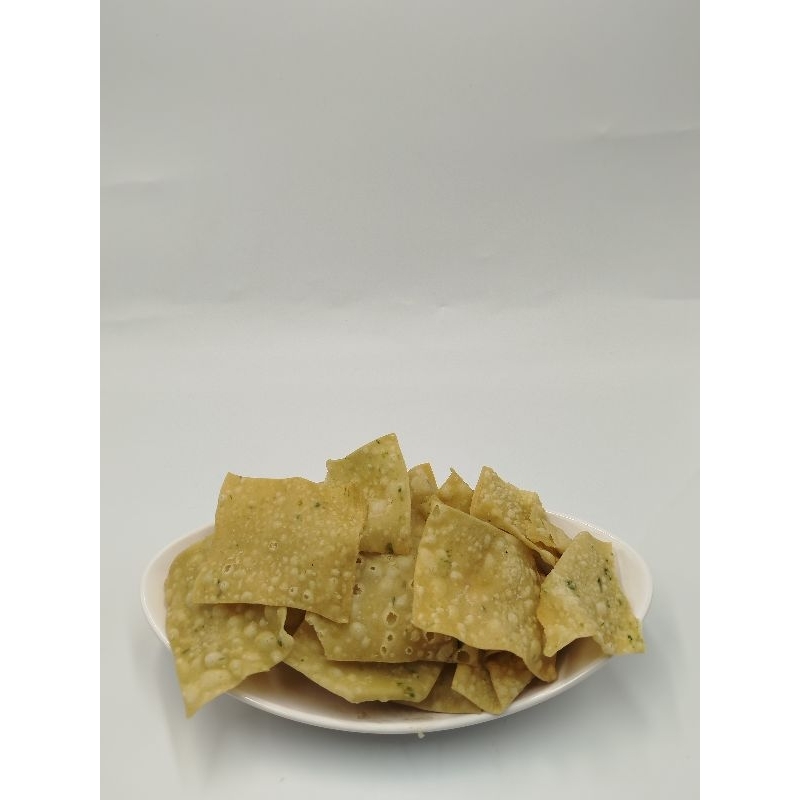 

kripik pangsit bawang