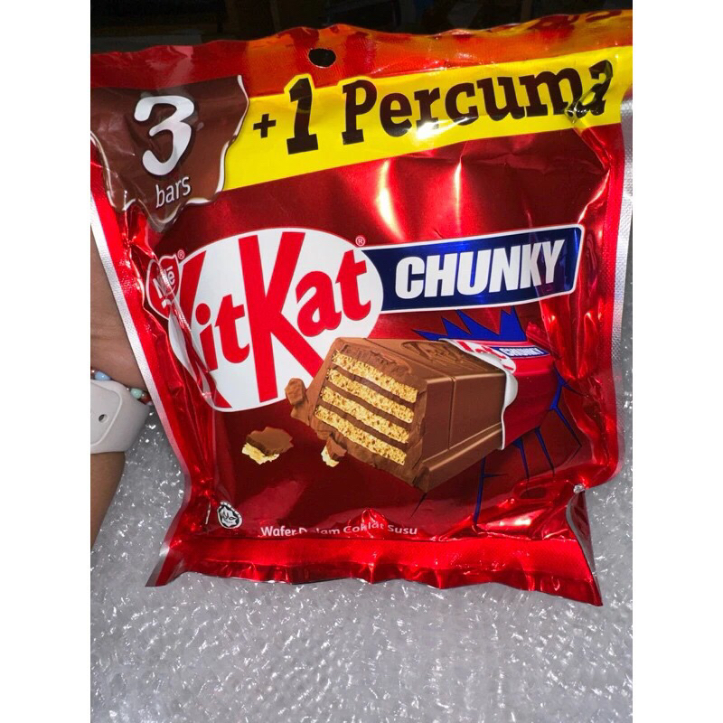 

[READY 15 NOVEMBER] kit kat chunky 3 bars 152gram