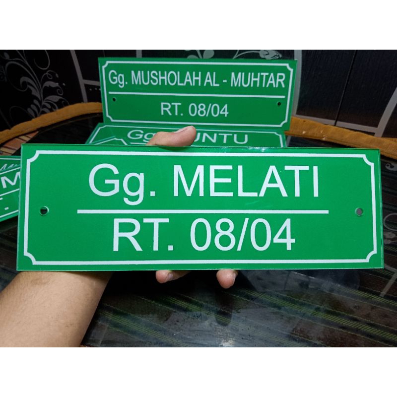

Papan nama jalan petunjuk nama gang akrilik 3 mm costem