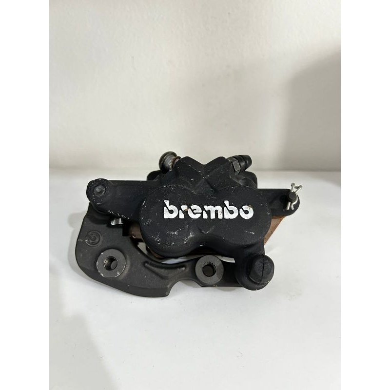 kaliper belakang Brembo ex moge BMW R1200 RT