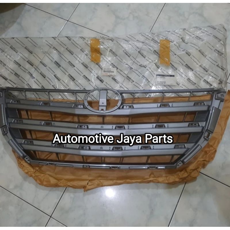 Grille Grill Grand Innova 2014-2015  Original