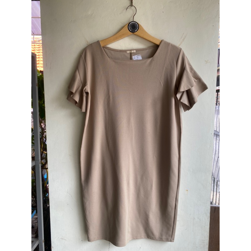 GU uniqlo dress (preloved)