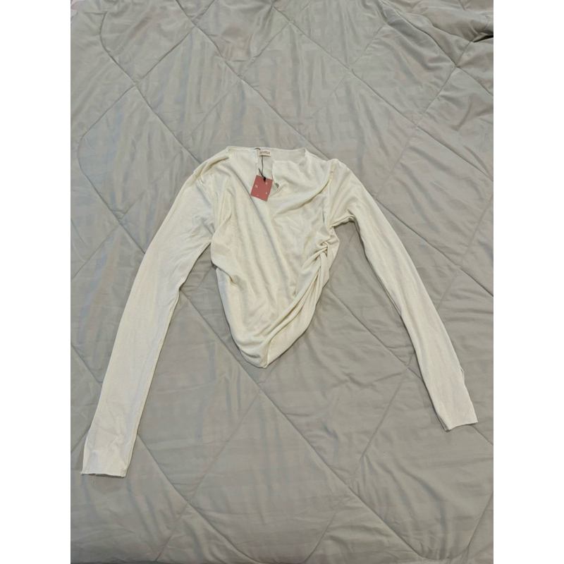 Soma White Top / Atasan Tangan Panjang