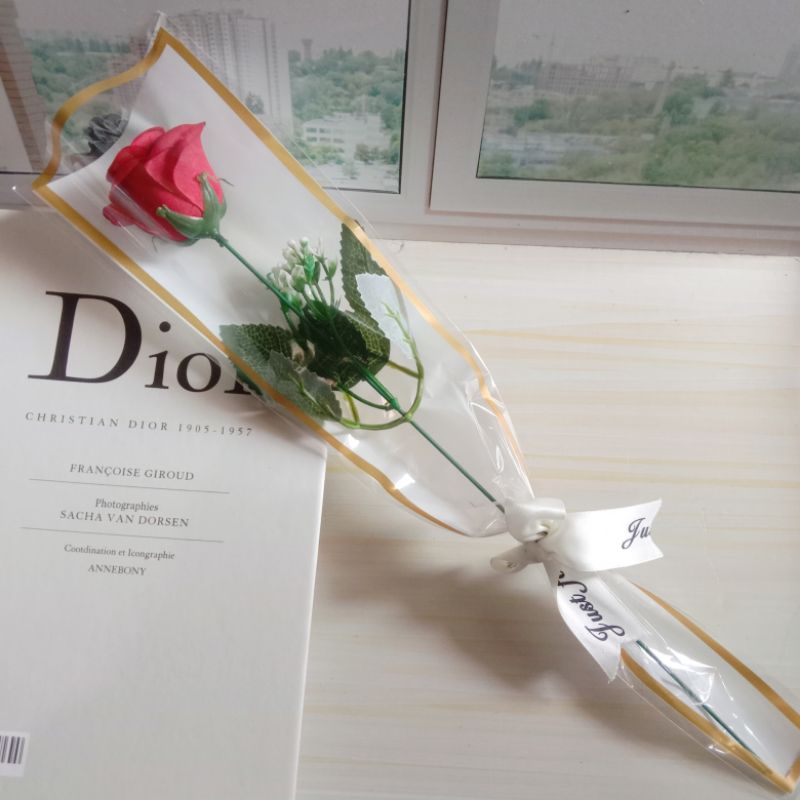 

1 lembar chellophane single rose