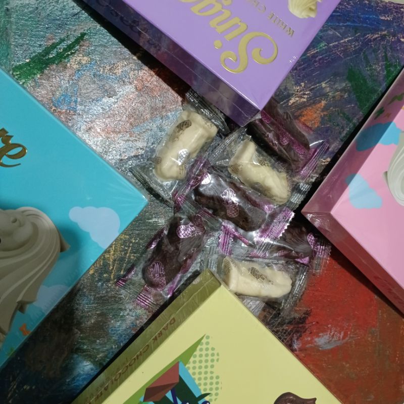 

bGF COKLAT MERLION SINGAPORE BOX125GR OSELLA