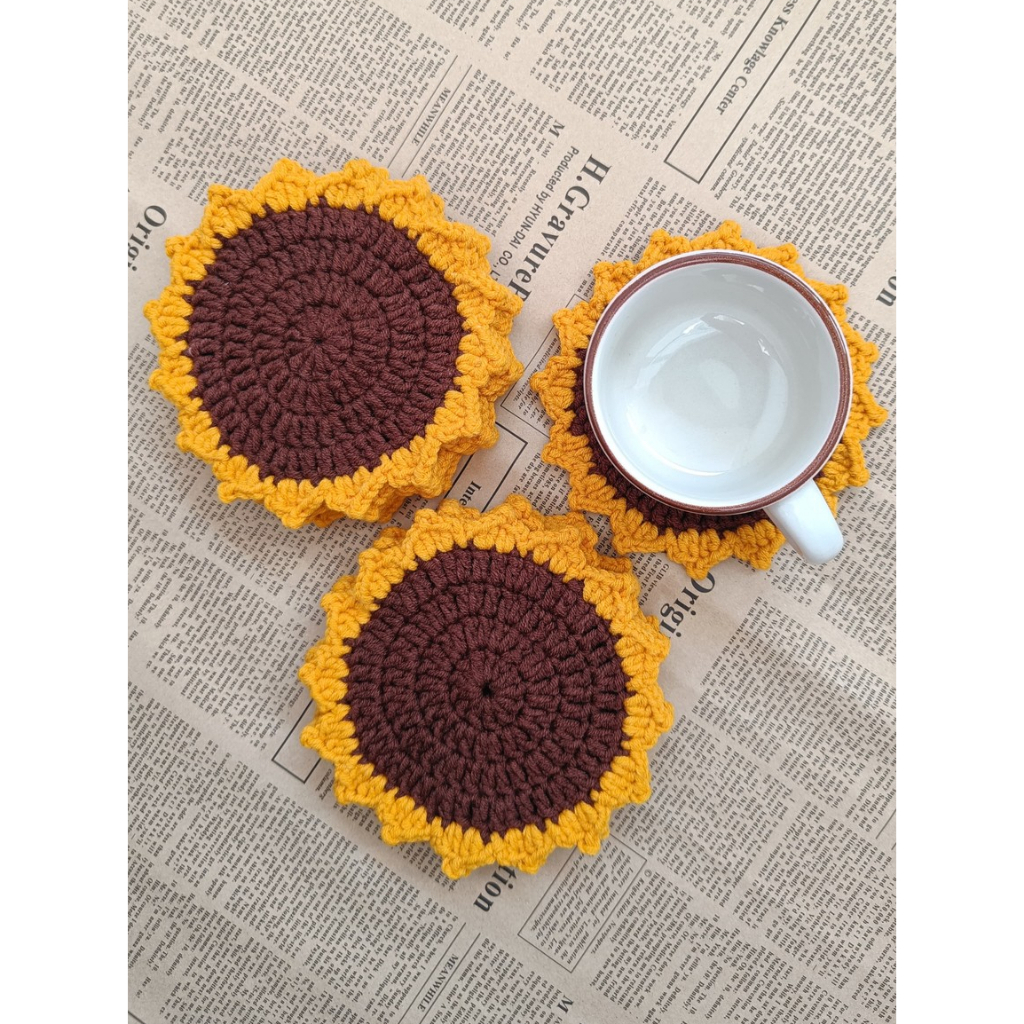 Coaster crochet/tatakan gelas rajut motif bunga matahari