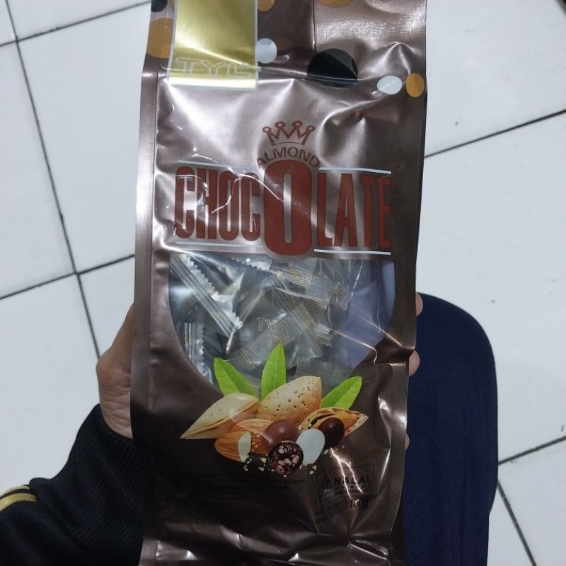 

COKLAT TYL ALMOND COKLAT / COKLAT ENAK MURAH