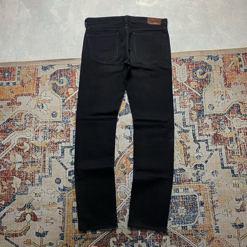 Uniqlo T-000 Skinny Fit Black Jeans Japan