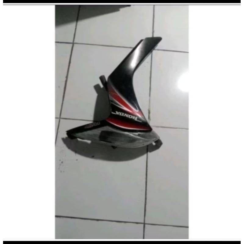 Cover sayap samping kanan+sen assy honda spacy original