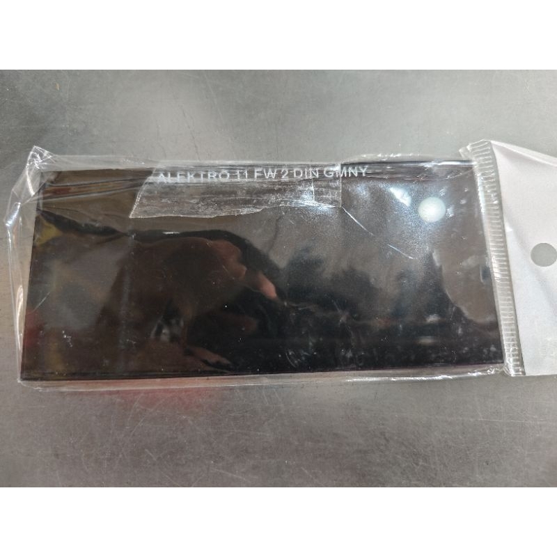 Kaca Las Hitam no 11