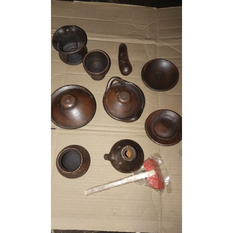 mainan pasaran ecer gerabah