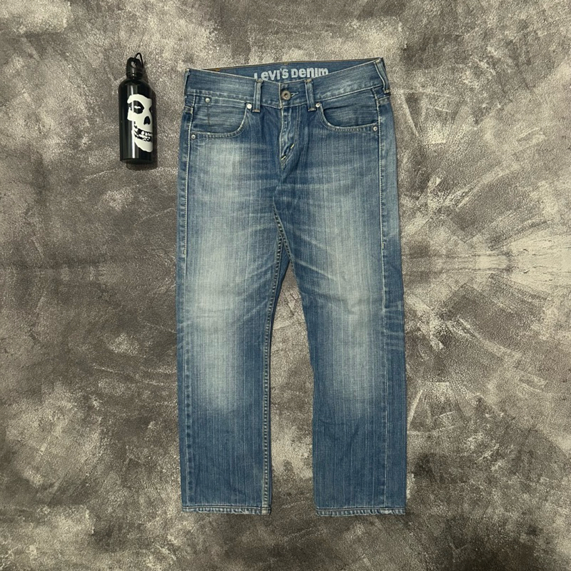 Celana Jeans Second “Levis 522 Jeans Slim Straight”
