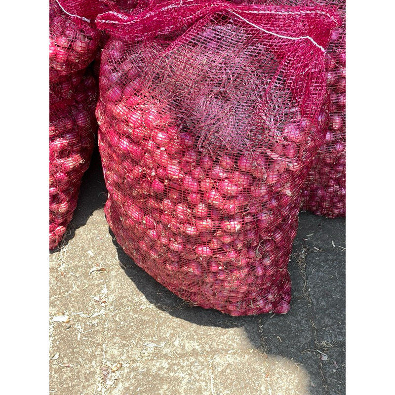 

Bawang Merah Ukuran Tanggung-Besar Rogolan Karungan