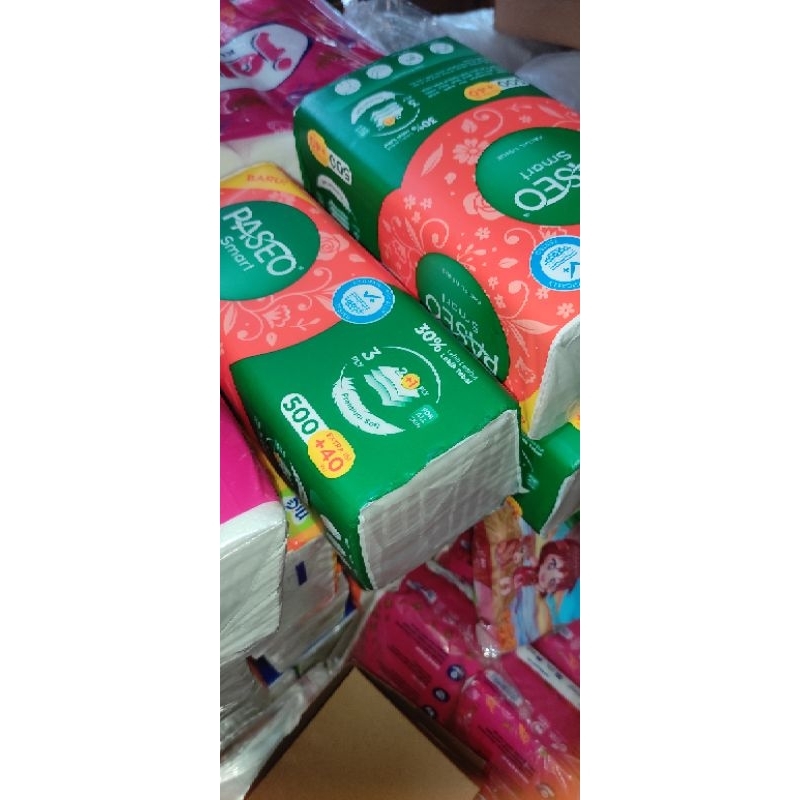

Tisu Paseo isi 250 lembar