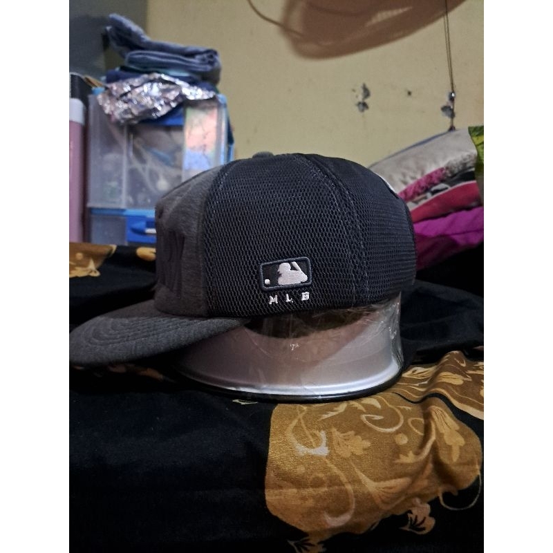 snapback MLB TRUCKER