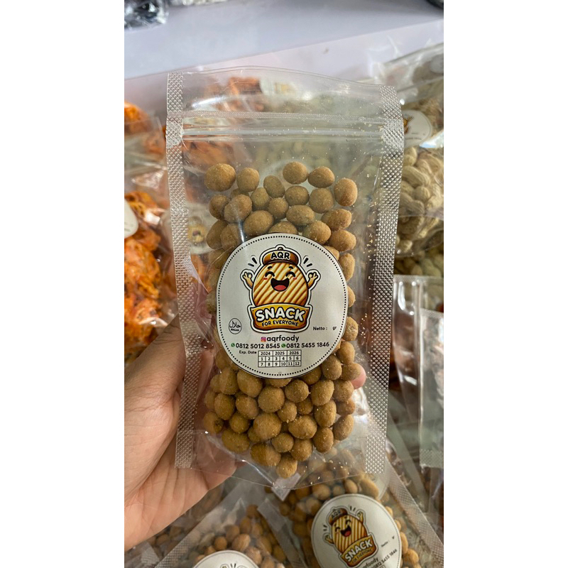 

cemilan kacang telor manis gurih aqrfoody