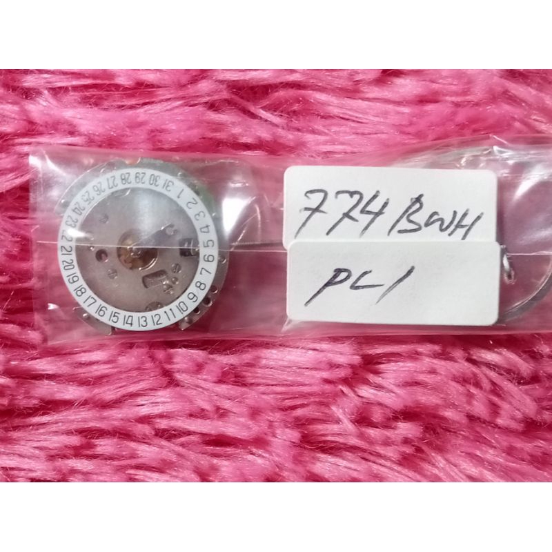 mesin jam tangan Ronda 774 tanggal bawah