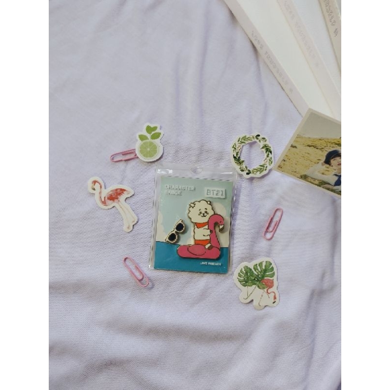 [PRELOVED] OFFICIAL BT21 LINE FRIENDS RJ Character Badge