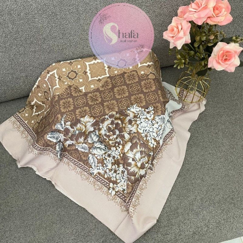 Hijab Azara Oskara Segi Empat Full Motif Bunga Finishing Laser cut