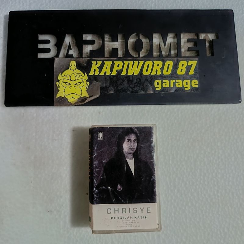 Kaset Pita Chrisye Album Pergilah Kasih