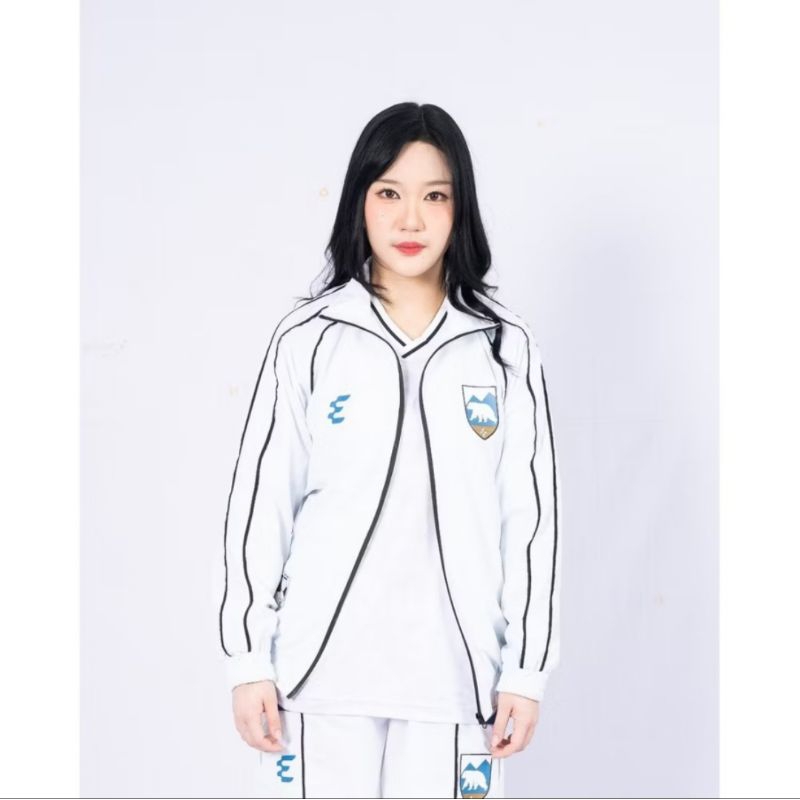 Erigo Tracksuit | JKT48 Hudson Polar Bear White ukuran L