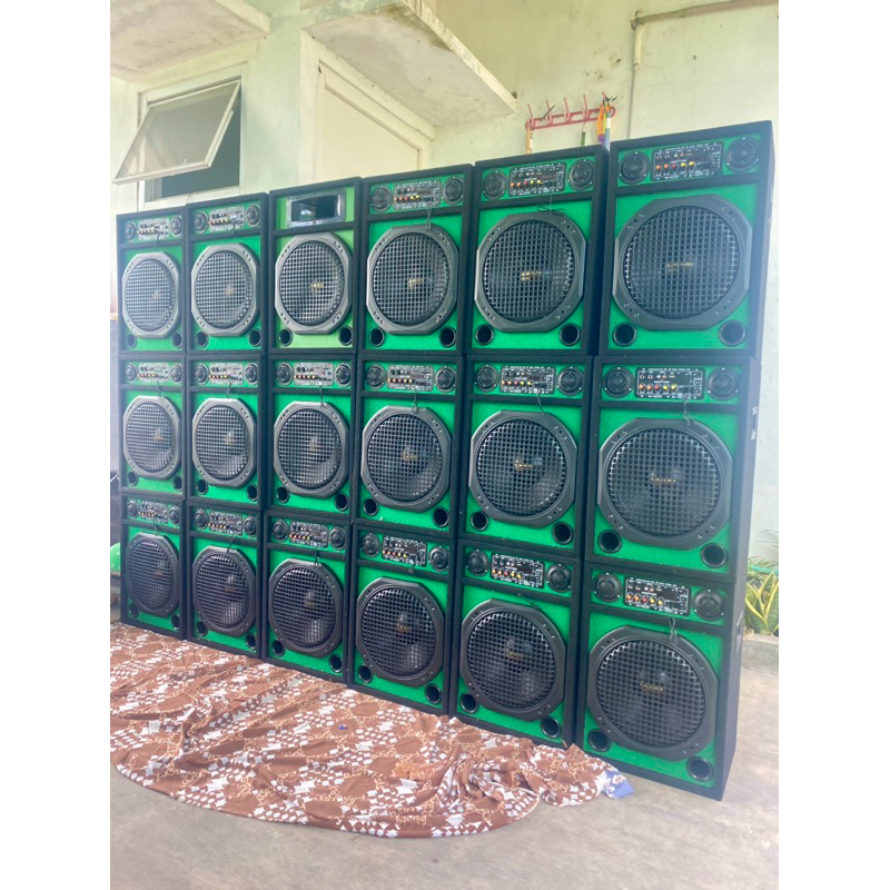 SPEAKER KARAOKE 12inc sofwover bluetooth Usb radio