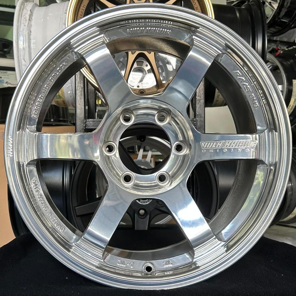 JUAL VELG MOBIL RING 18 - VELG RAYS TE37 R18 LEBAR 9 HOLE 6X139.7 ET 0 WARNA HIGH POLISH
