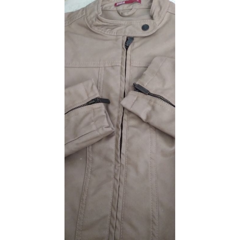jaket kulit sintetis preloved