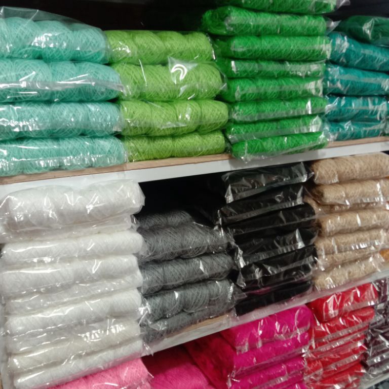 

KODE N66P BENANG WOL 1 PACK ISI 2 PCS Benang strimin Benang wol Termurah