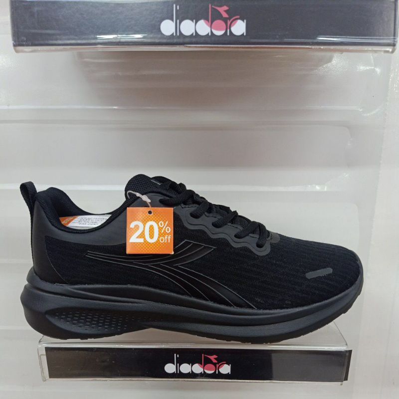 DIADORA MARKIST X24FI204M BLACK RUNNING MEN SHOES_FULL BLACK