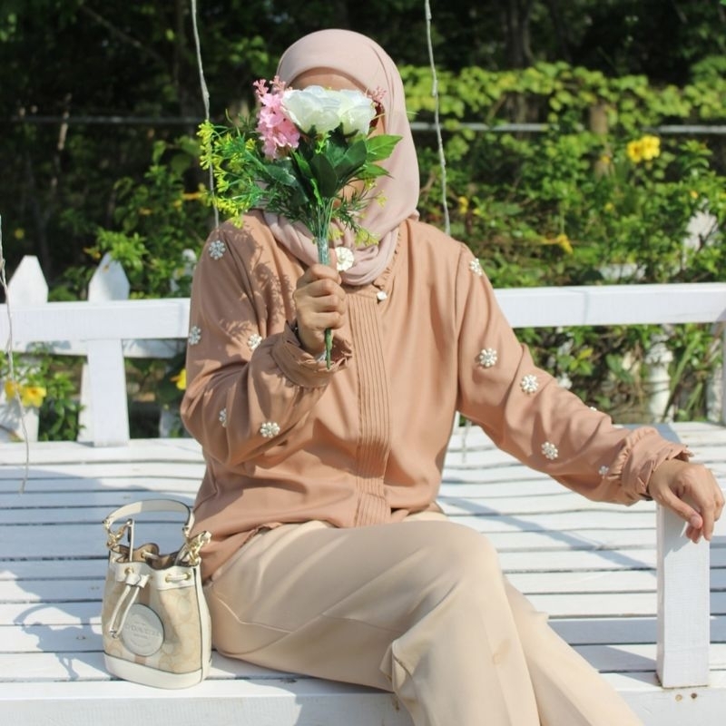 Snowy Top Baju Atasan Wanita Payet Manik