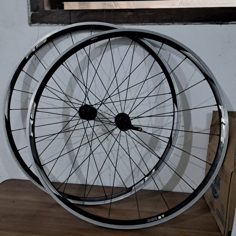 wheelset shimano rs010 roadbike rim brake clincher original murah rs 10  road bike wheel set rim bra