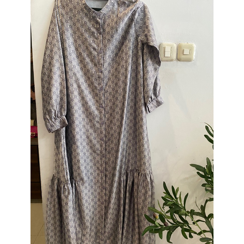 preloved dress by heaven light