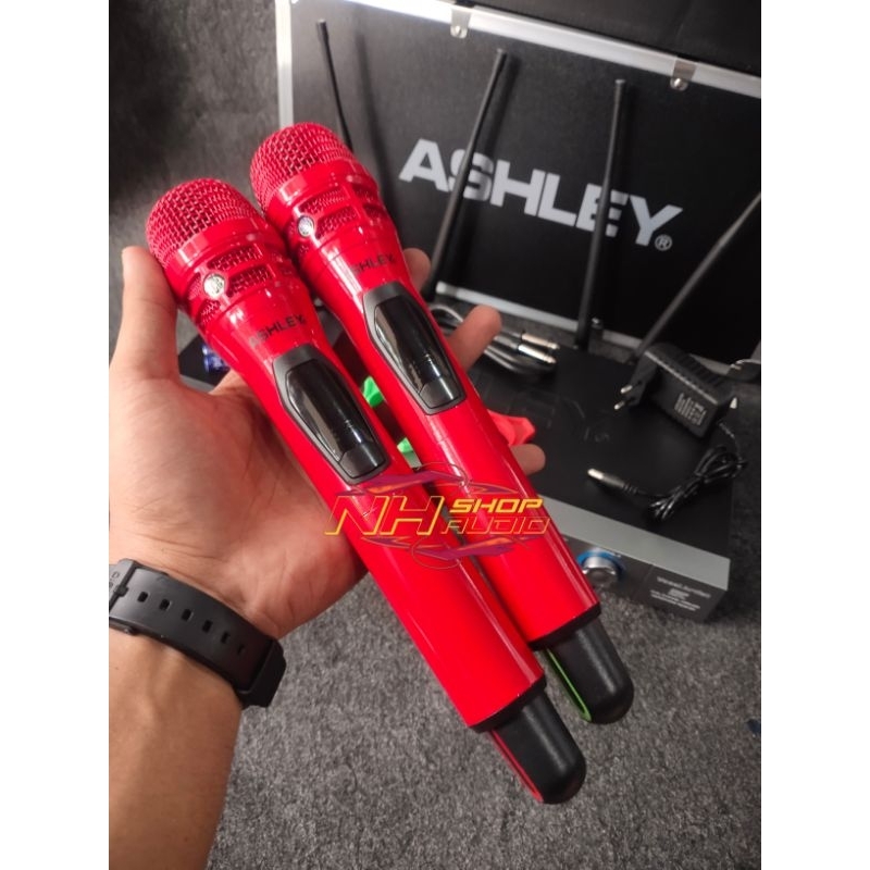 Mic Wireless Ashley Vocal Artist Vokal Artis Original 2 Mic Genggam Handheld Anti Feedback Function 